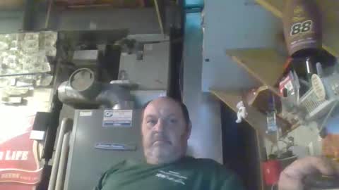 naked man online show from November 13, 5:32 am