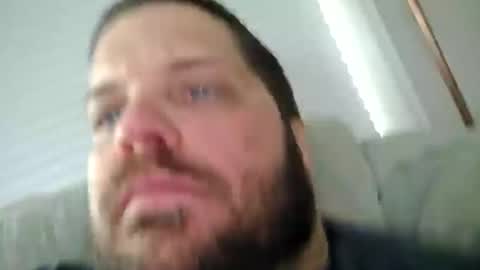 handsomedaddy198923 online show from September 27, 9:45 pm