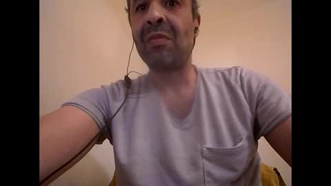 handsomepenis20cm online show from April 26, 5:43 pm