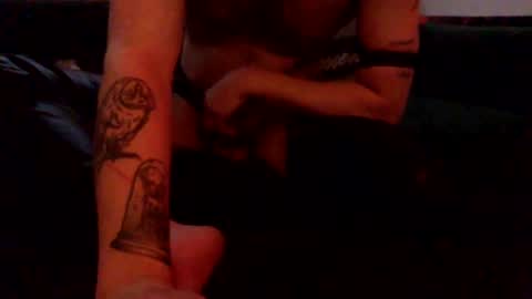 handsometwinkyeah online show from March 9, 2:50 am