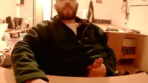 handyboy991 online show from December 16, 8:15 pm