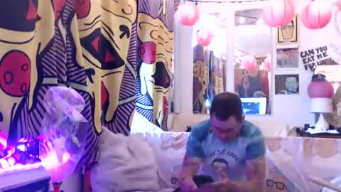 hank rams online show from June 24, 4:25 pm