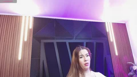 HANNA BECKER online show from March 2, 11:06 am