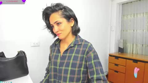 Sara online show from September 28, 2:59 pm