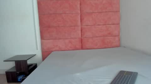 Hanna lens online show from October 29, 7:36 pm