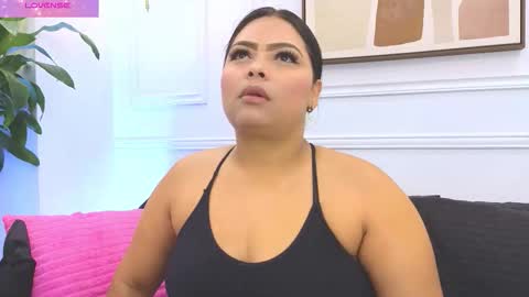 HANNA SOFIA online show from February 21, 11:35 am