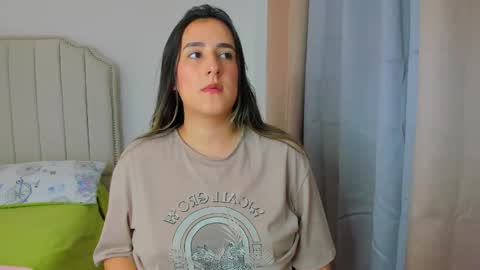 Hanna online show from February 4, 6:45 pm