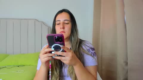 Hanna online show from December 13, 7:53 pm