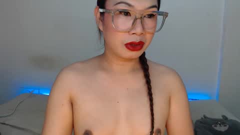Hannah online show from May 10, 5:14 am