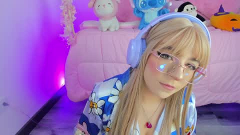 hannacutegod online show from March 31, 6:25 am
