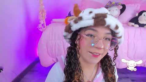 hannacutegod online show from November 10, 4:37 am