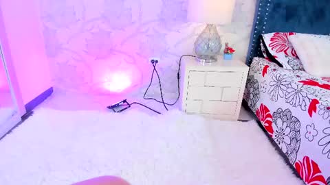    online show from July 22, 6:43 pm