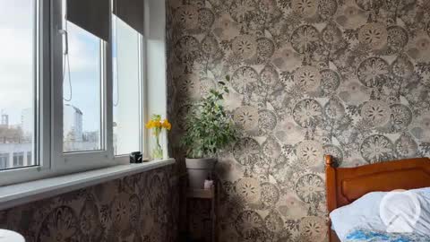 hannah levis  online show from March 1, 10:02 am