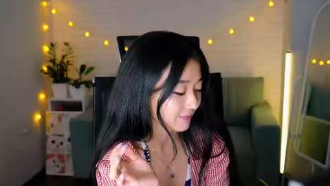 hannarosie online show from September 25, 5:31 pm