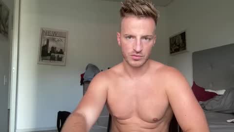 Snapshot of hanzlagerfelt chatting on September 14, 5:03 pm hanzlagerfelt online show from September 14, 5:03 pm