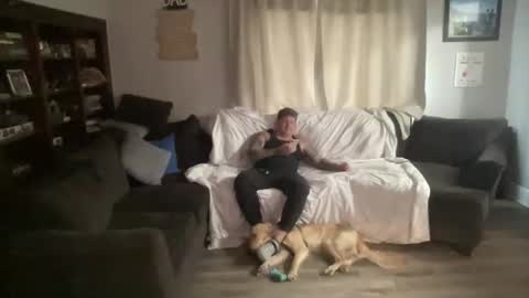 DadBod online show from November 25, 5:12 pm