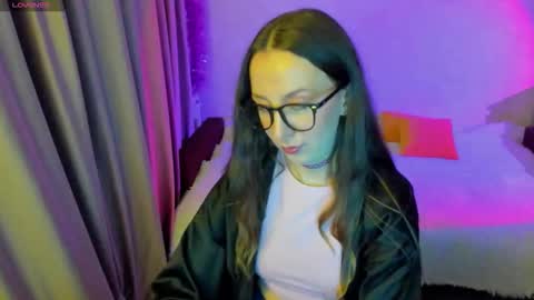 Snapshot of happystephanie chatting on September 24, 10:49 pm Stephanie online show from September 24, 10:49 pm
