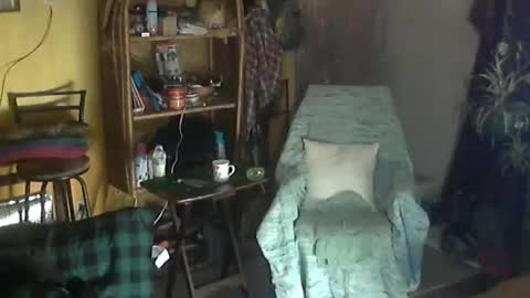 Snapshot of hardinhand44 chatting on October 25, 11:27 pm john nobles online show from October 25, 11:27 pm