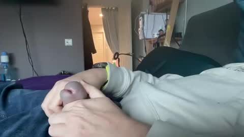 hardnhornyinhalifax online show from December 13, 10:55 pm