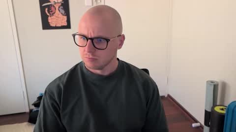 Stand Lee online show from November 10, 2:36 am