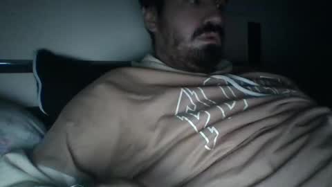 Snapshot of hardplay4114 chatting on December 17, 12:45 am SIR HARD online show from December 17, 12:45 am