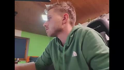 Snapshot of hardtechno_xxx chatting on December 19, 8:55 pm hardtechno_xxx online show from December 19, 8:55 pm