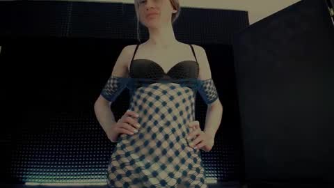 Miss Hardy online show from January 9, 3:12 am