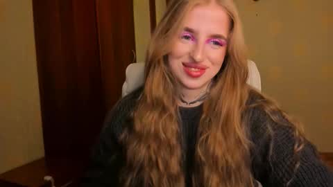 Julia online show from February 7, 5:32 am