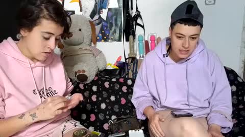    online show from December 20, 4:36 pm