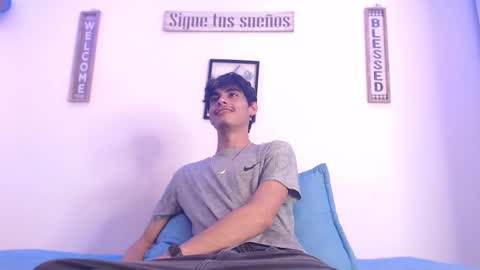 harry thomson online show from March 8, 8:11 am