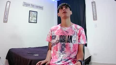 harry thomson online show from November 3, 5:08 am