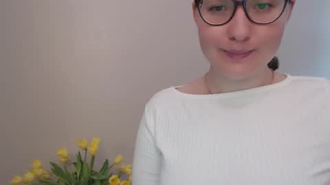 Snapshot of hartfoxx chatting on March 10, 7:55 am hartfoxx online show from March 10, 7:55 am