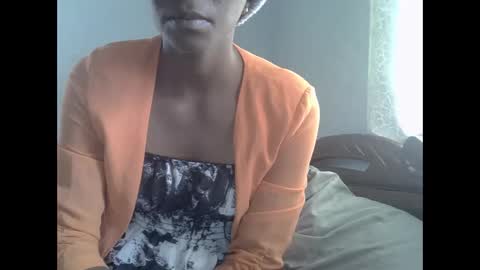 Snapshot of harysette chatting on October 6, 8:21 am harysette online show from October 6, 8:21 am