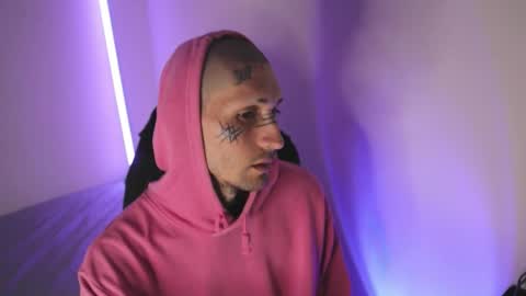 More content   2   online show from February 1, 11:13 pm