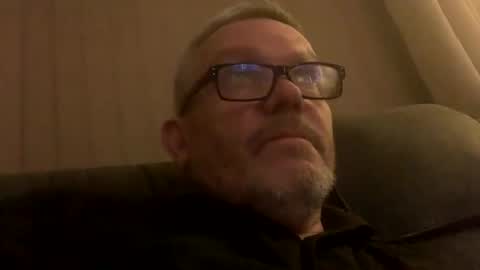 hawks2113 online show from March 11, 9:48 pm