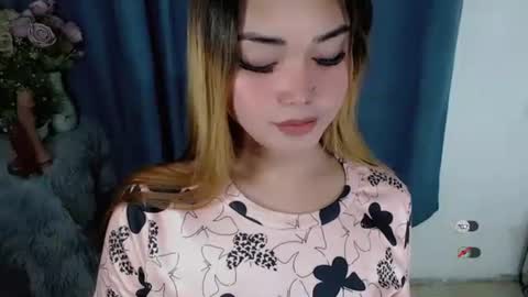 Snapshot of haylee_slut chatting on October 1, 2:10 am haylee online show from October 1, 2:10 am