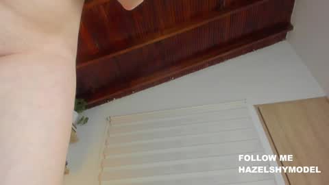 Im Hazel online show from December 10, 12:17 am