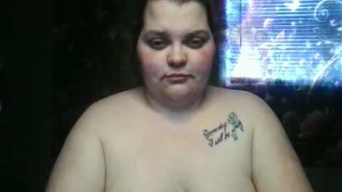 Hazeleyez97 online show from January 12, 10:28 pm