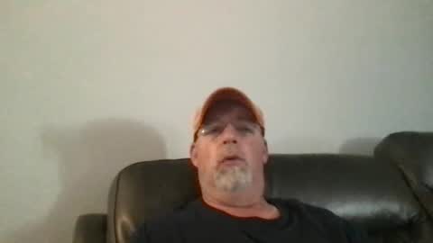 Snapshot of hdeuce22 chatting on December 17, 7:48 pm Hdeuce22 online show from December 17, 7:48 pm