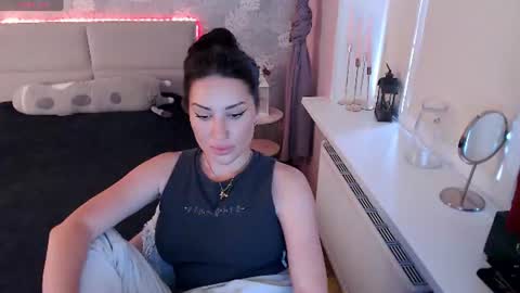 Heaven girl online show from July 25, 3:43 pm