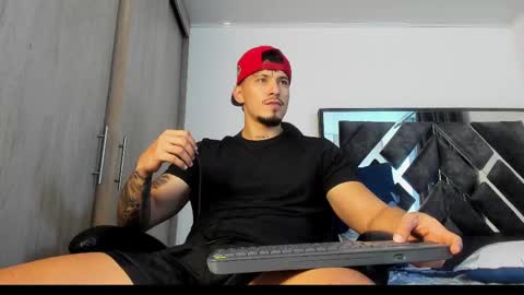 Thor online show from April 7, 11:07 pm