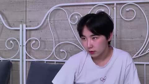 HEEJIN online show from May 30, 4:44 am