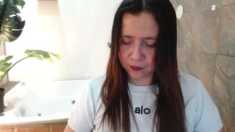 Heidy online show from May 7, 1:29 pm