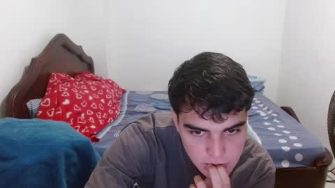 heiker__ online show from February 25, 4:16 am