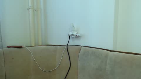 helen_adams_ online show from February 5, 11:23 am