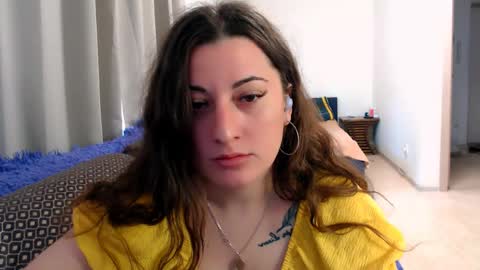 helen_adams_ online show from May 15, 7:06 am