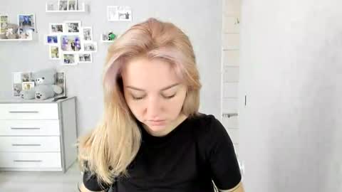 Helen sven online show from September 11, 7:53 am