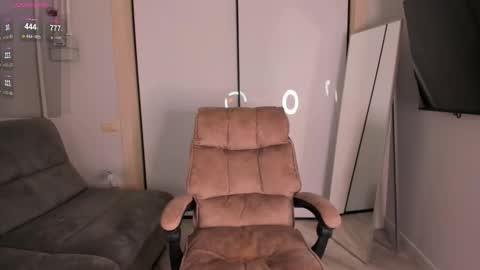 Helen online show from September 11, 4:08 pm