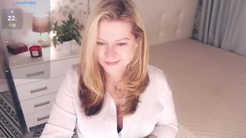 Helena Bonham online show from February 8, 3:30 am