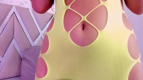    online show from March 29, 4:52 pm